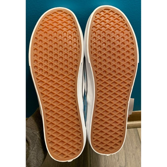 Disney World Vans 50th Anniversary Mickey Mouse Men's 10 Slip On Blue Shoes NWT - Picture 4 of 11